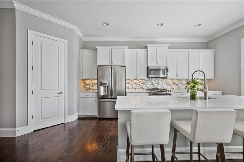 4 bedroom, 4 bathroom, 2,365 sq ft townhouse for sale at 1762 Alec Place, Atlanta, GA 30329 — photo 4
