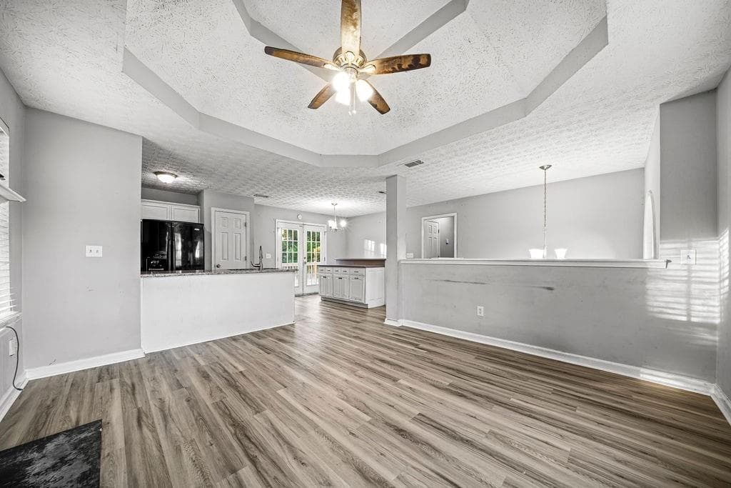 4 bedroom, 3 bathroom, 1,774 sq ft single family residence for sale at 17 Triangle Lane, Adairsville, GA 30103 — photo 5
