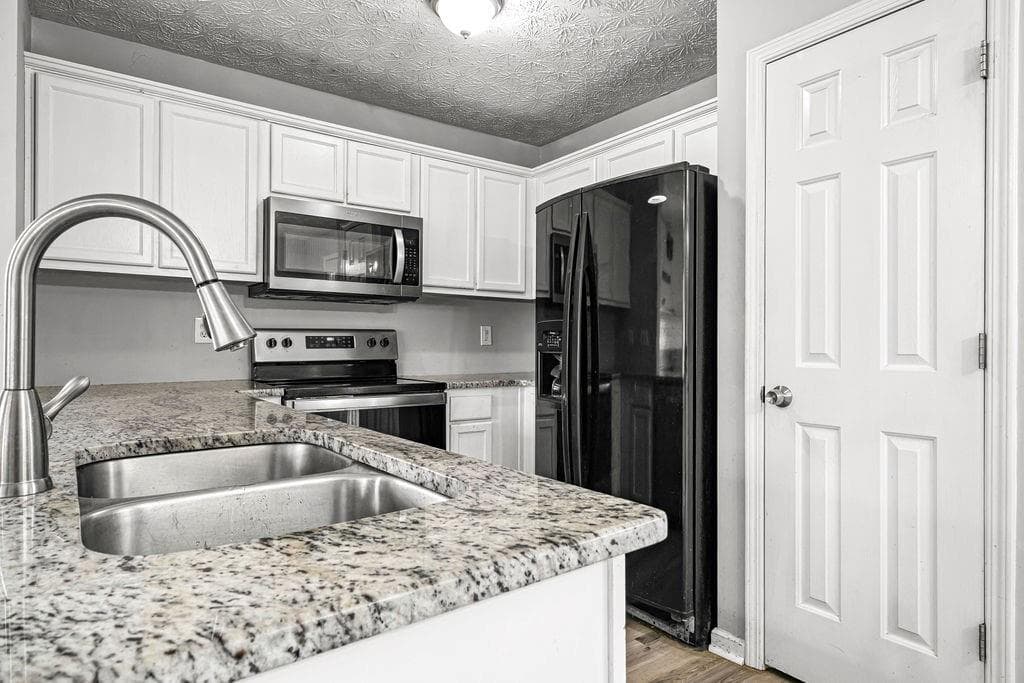 4 bedroom, 3 bathroom, 1,774 sq ft single family residence for sale at 17 Triangle Lane, Adairsville, GA 30103 — photo 6