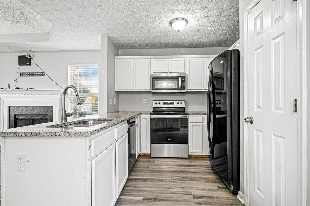 4 bedroom, 3 bathroom, 1,774 sq ft single family residence for sale at 17 Triangle Lane, Adairsville, GA 30103 — photo 9