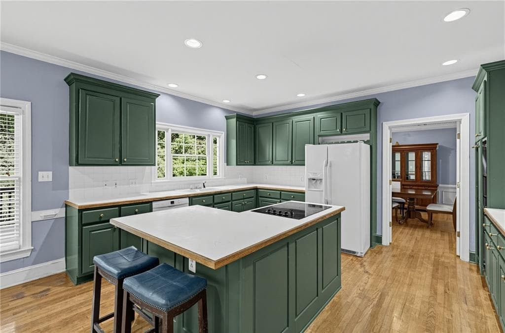 6 bedroom, 5 bathroom, 5,094 sq ft single family residence for sale at 3535 Greenshire Court, Douglasville, GA 30135 — photo 5
