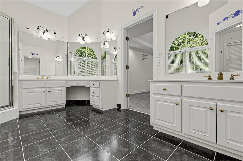 6 bedroom, 5 bathroom, 5,094 sq ft single family residence for sale at 3535 Greenshire Court, Douglasville, GA 30135 — photo 10