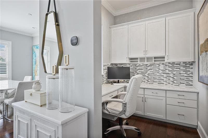 4 bedroom, 4 bathroom, 2,365 sq ft townhouse for sale at 1762 Alec Place, Atlanta, GA 30329 — photo 6