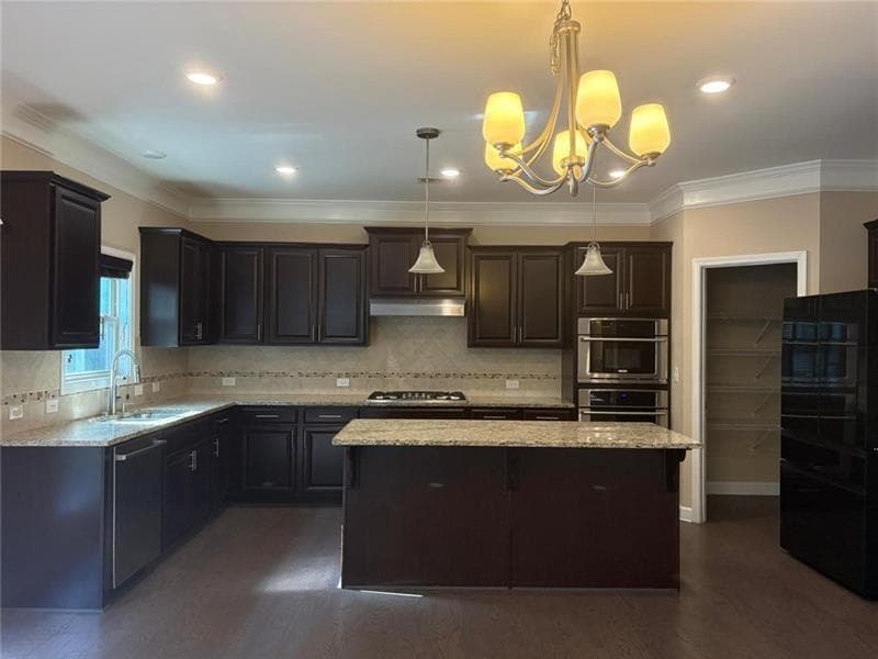 6 bedroom, 5 bathroom, 5,142 sq ft single family residence for rent at 4470 Skylark Lane R, Cumming, GA 30041 for $3,900 a month — photo 10