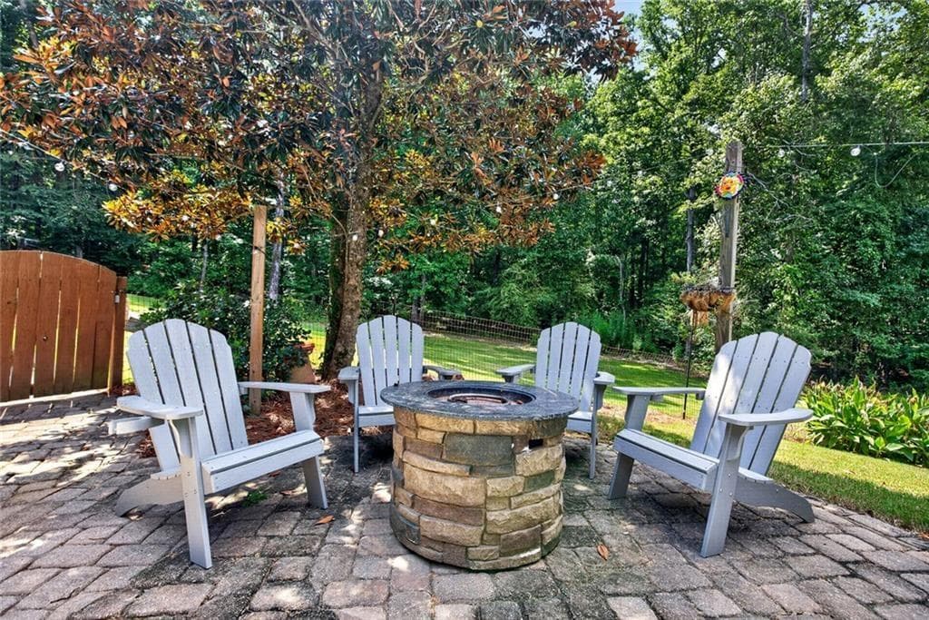 4 bedroom, 4 bathroom, 3,837 sq ft single family residence for sale at 534 Adams Rd, Fayetteville, GA 30214 — photo 7