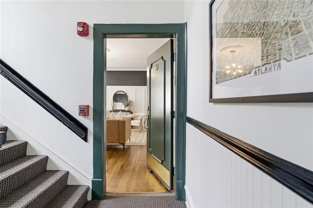 1 bedroom, 1 bathroom, 914 sq ft condominium for sale at 171 6th Street 10, Atlanta, GA 30308 — photo 9