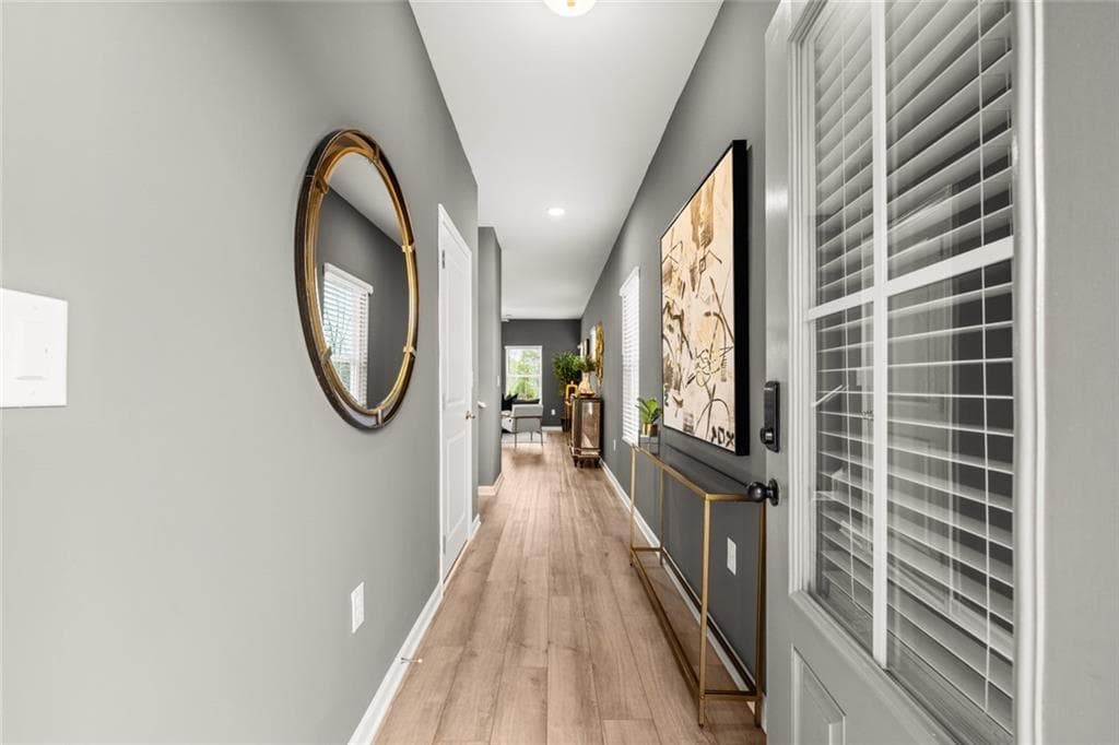 3 bedroom, 3 bathroom, 1,695 sq ft townhouse for sale at 304 Epping Street 27, Stockbridge, GA 30281 — photo 2