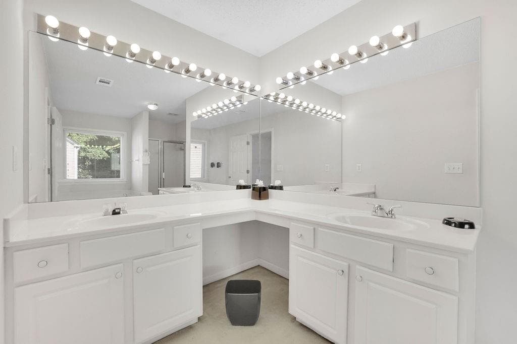 3 bedroom, 3 bathroom, 1,828 sq ft single family residence for sale at 480 Stambridge Court, Johns Creek, GA 30005 — photo 6