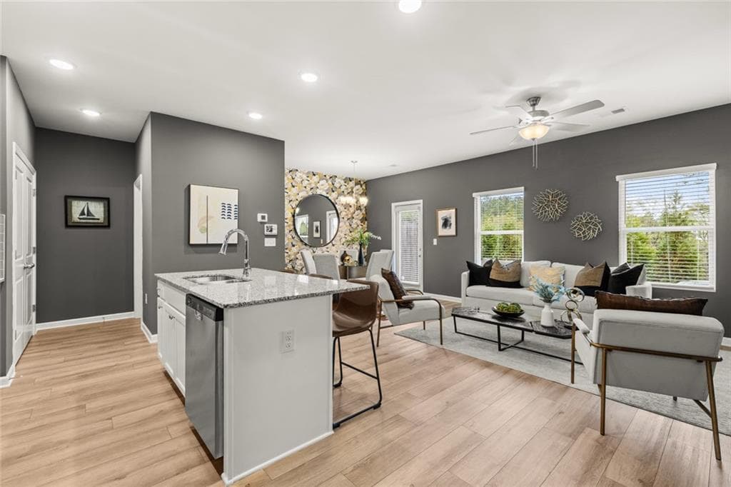 3 bedroom, 3 bathroom, 1,695 sq ft townhouse for sale at 304 Epping Street 27, Stockbridge, GA 30281 — photo 5