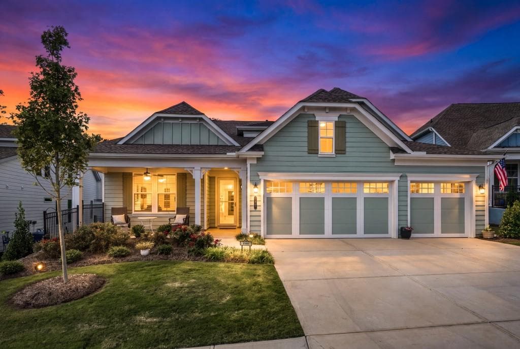 4 bedroom, 4 bathroom, 3,021 sq ft single family residence for sale at 120 Truman Court, Hoschton, GA 30548 — photo 4