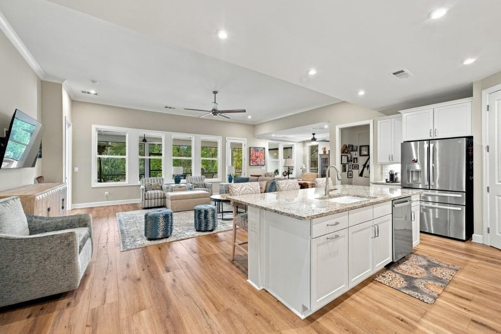 4 bedroom, 4 bathroom, 3,021 sq ft single family residence for sale at 120 Truman Court, Hoschton, GA 30548 — photo 10