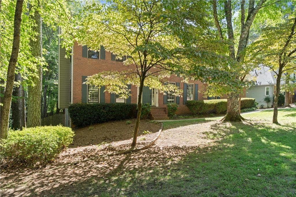 4 bedroom, 3 bathroom, 2,602 sq ft single family residence for sale at 2023 Greyfield Drive, Kennesaw, GA 30152 — photo 3