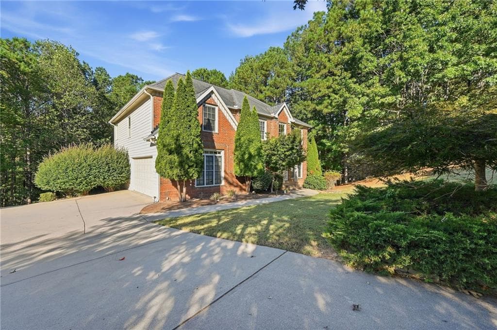 4 bedroom, 4 bathroom, 2,978 sq ft single family residence for sale at 2069 Harmony Drive, Canton, GA 30115 — photo 8