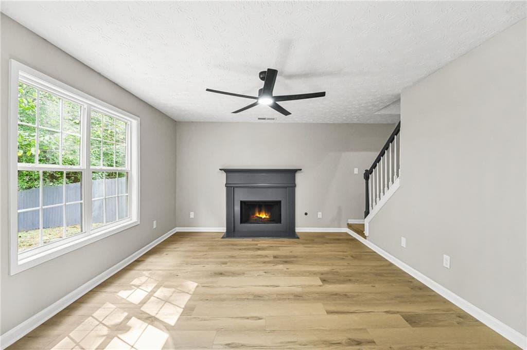 4 bedroom, 3 bathroom, 2,362 sq ft single family residence under contract at 5607 Mayfair Crossing Drive, Lithonia, GA 30038 — photo 5