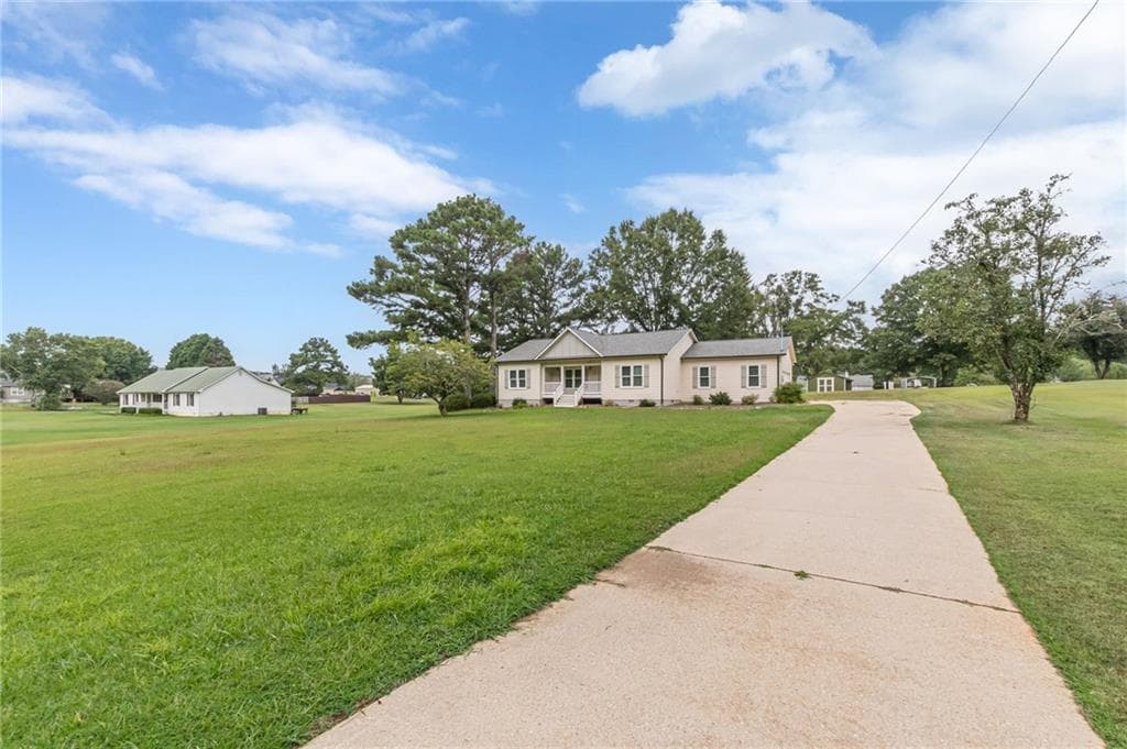 3 bedroom, 2 bathroom, 1,514 sq ft single family residence for sale at 1275 Lake Dow Road, Mcdonough, GA 30252