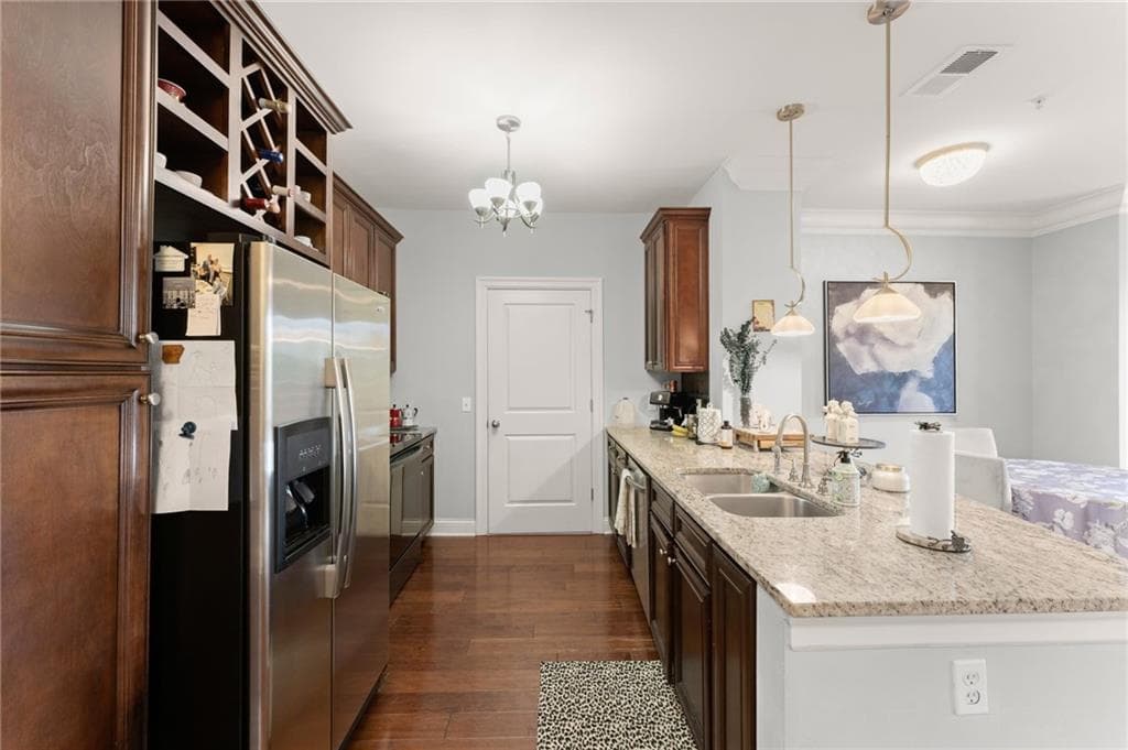2 bedroom, 2 bathroom, 1,002 sq ft condominium for sale at 901 Abernathy Road 4120, Atlanta, GA 30328 — photo 5