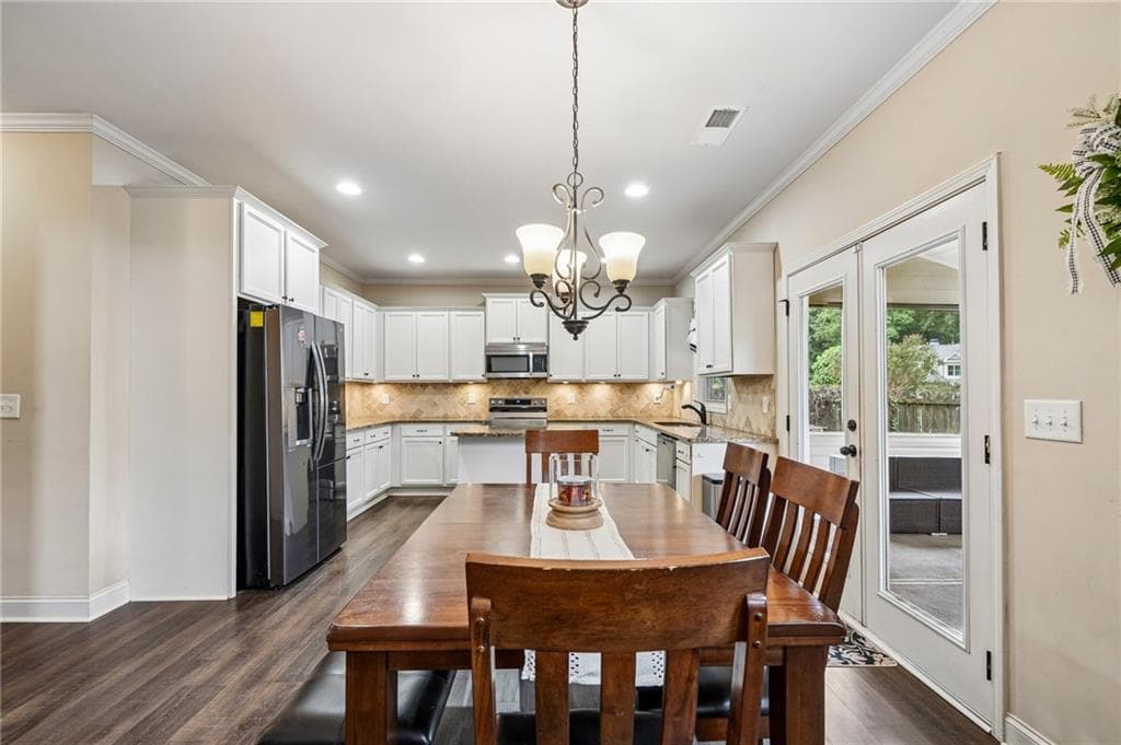 5 bedroom, 3 bathroom, 2,961 sq ft single family residence for sale at 7410 John Pirkle Drive, Cumming, GA 30028 — photo 8