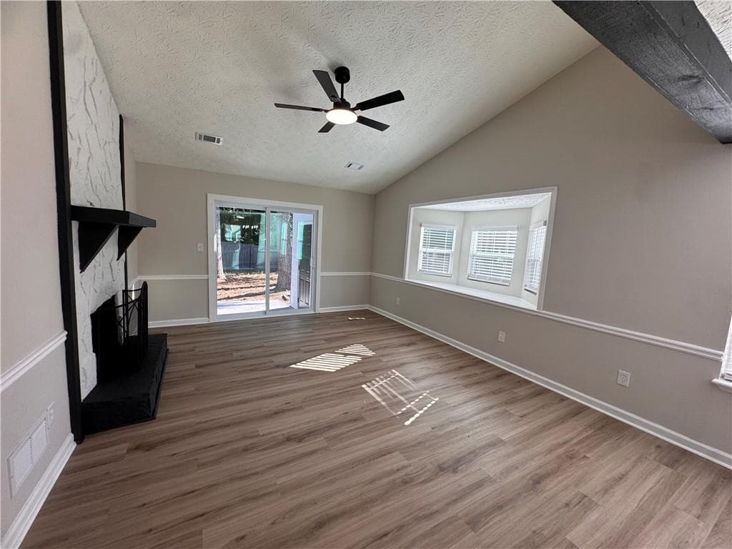 2 bedroom, 2 bathroom, 1,068 sq ft townhouse for sale at 8334 Mountain Pass, Riverdale, GA 30274 — photo 7