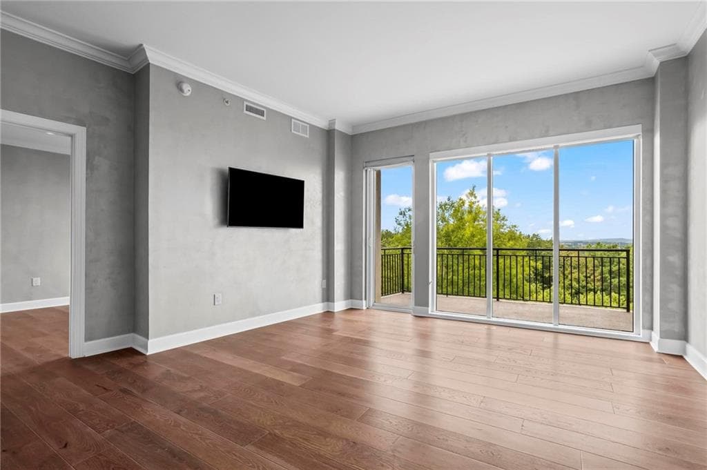 1 bedroom, 2 bathroom, 1,452 sq ft condominium for rent at 2950 Mount Wilkinson Parkway 605, Atlanta, GA 30339 for $4,200 a month — photo 3