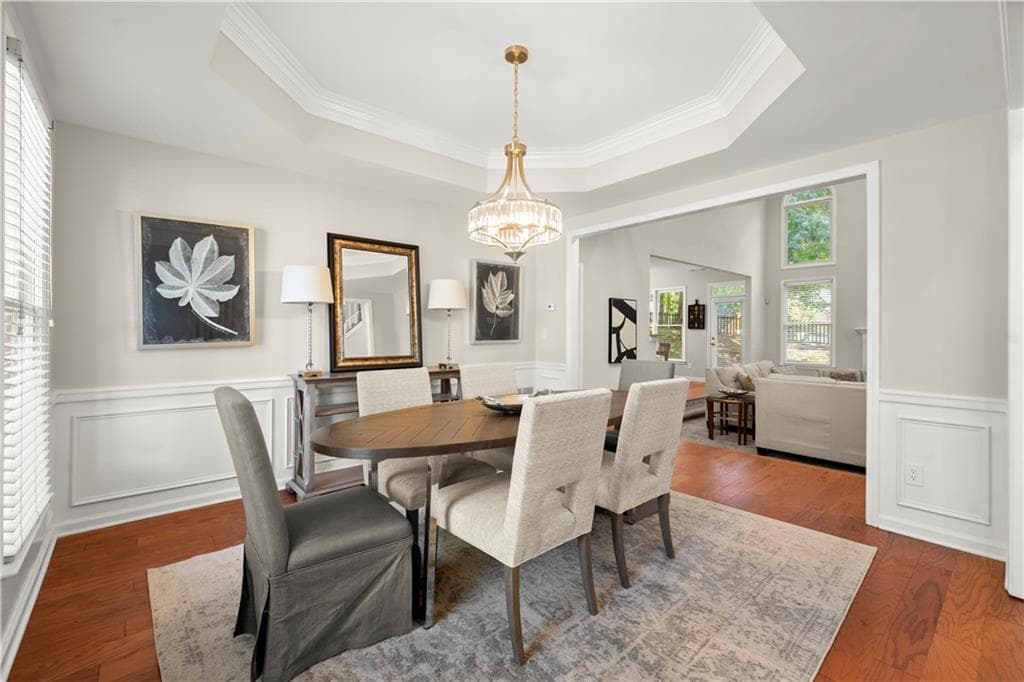 5 bedroom, 3 bathroom, 3,724 sq ft single family residence for sale at 1150 Timberline Place, Alpharetta, GA 30005 — photo 4