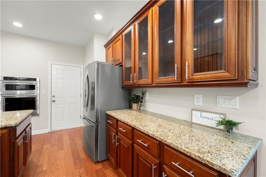 5 bedroom, 3 bathroom, 3,724 sq ft single family residence for sale at 1150 Timberline Place, Alpharetta, GA 30005 — photo 8