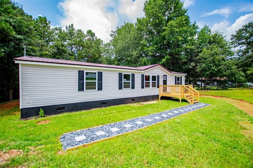 3 bedroom, 2 bathroom, 1,792 sq ft single family residence for sale at 21 Watercrest Lane, Carrollton, GA 30116 — photo 4