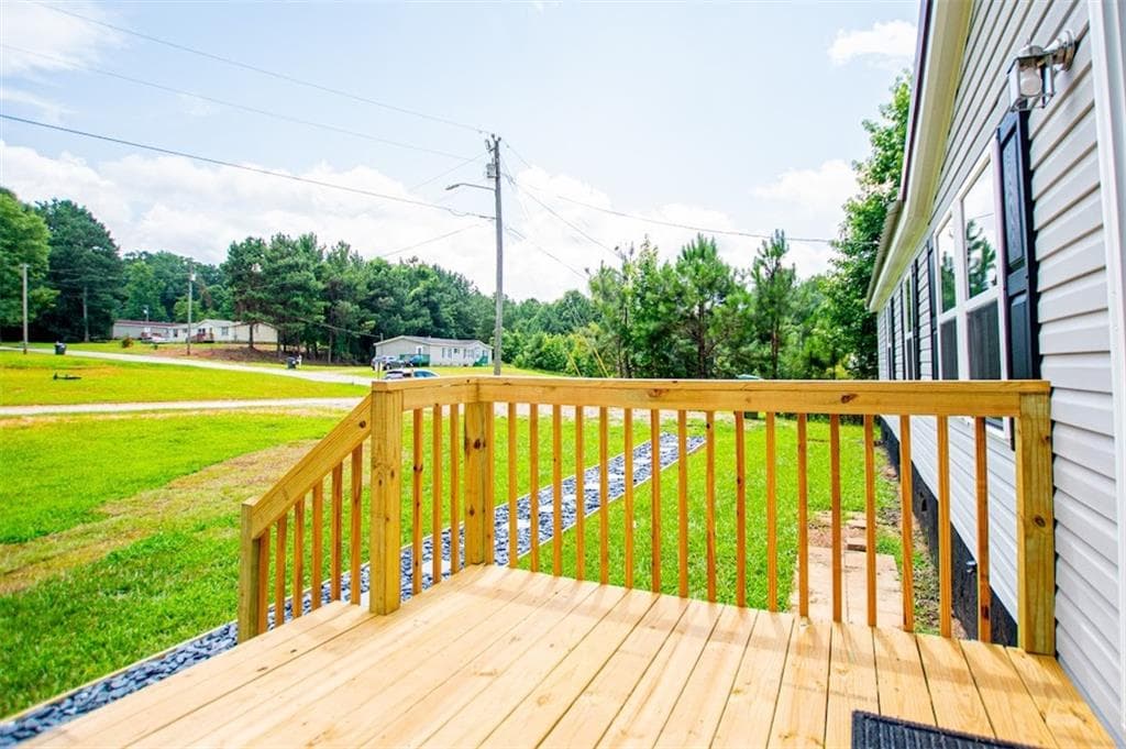 3 bedroom, 2 bathroom, 1,792 sq ft single family residence for sale at 21 Watercrest Lane, Carrollton, GA 30116 — photo 8