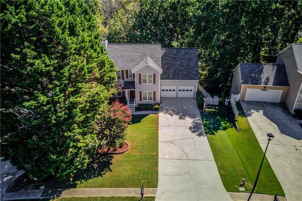 4 bedroom, 3 bathroom, 1,814 sq ft single family residence for sale at 725 Riverside Walk Crossing, Sugar Hill, GA 30518 — photo 2