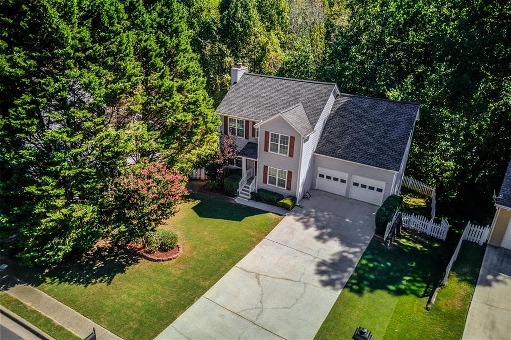 4 bedroom, 3 bathroom, 1,814 sq ft single family residence for sale at 725 Riverside Walk Crossing, Sugar Hill, GA 30518 — photo 4