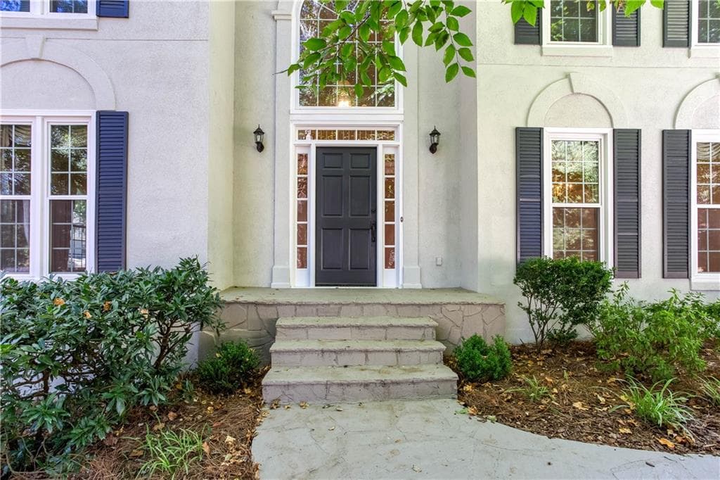 4 bedroom, 3 bathroom, 3,402 sq ft single family residence for sale at 537 Delphinium Way, Acworth, GA 30102 — photo 2