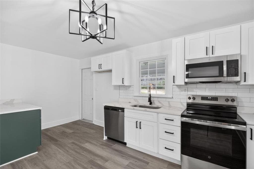 3 bedroom, 2 bathroom, 1,110 sq ft single family residence for sale at 926 Green Valley Road, Mableton, GA 30126 — photo 5
