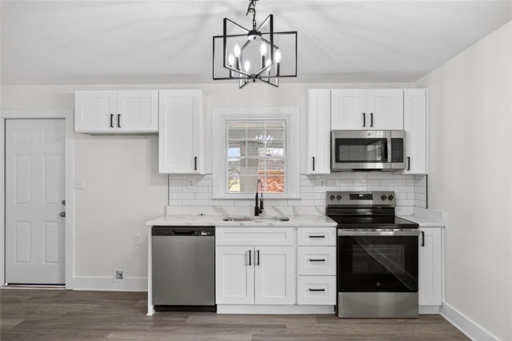 3 bedroom, 2 bathroom, 1,110 sq ft single family residence for sale at 926 Green Valley Road, Mableton, GA 30126 — photo 7