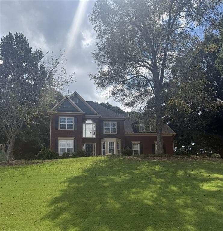 4 bedroom, 3 bathroom, 2,283 sq ft single family residence for rent at 5059 Weatherstone Drive, Buford, GA 30519 for $2,395 a month — photo 2