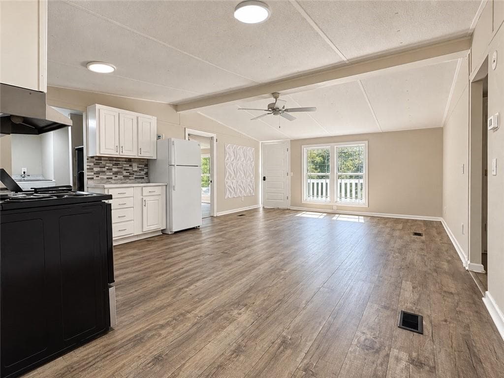 3 bedroom, 3 bathroom, 2,074 sq ft single family residence for sale at 5127 Bird Road, Gainesville, GA 30506 — photo 10