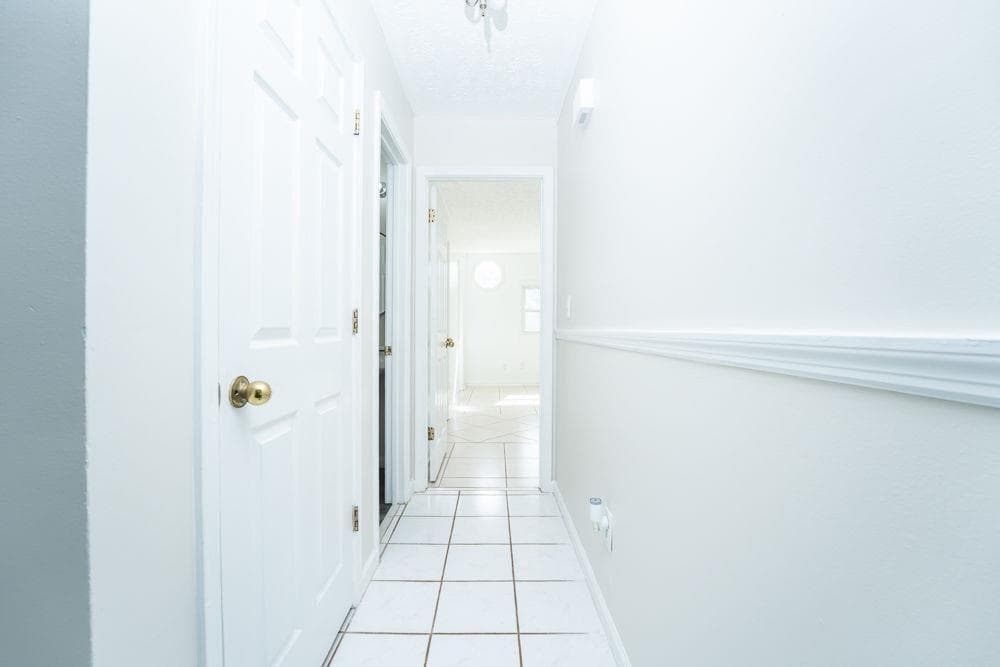 4 bedroom, 3 bathroom, 1,892 sq ft single family residence under contract at 7790 Wethersfield, Jonesboro, GA 30236 — photo 5