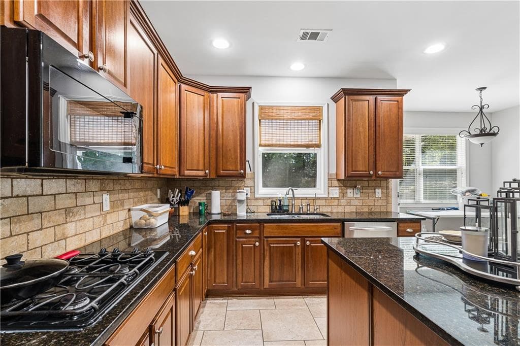 5 bedroom, 4 bathroom, 3,238 sq ft single family residence for sale at 100 Northbrooke Trace, Woodstock, GA 30188 — photo 7