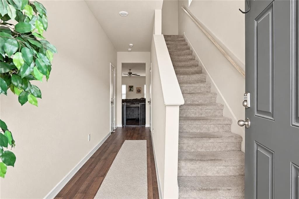 4 bedroom, 3 bathroom, 2,440 sq ft single family residence for sale at 309 Augusta Woods Drive, Villa Rica, GA 30180 — photo 6