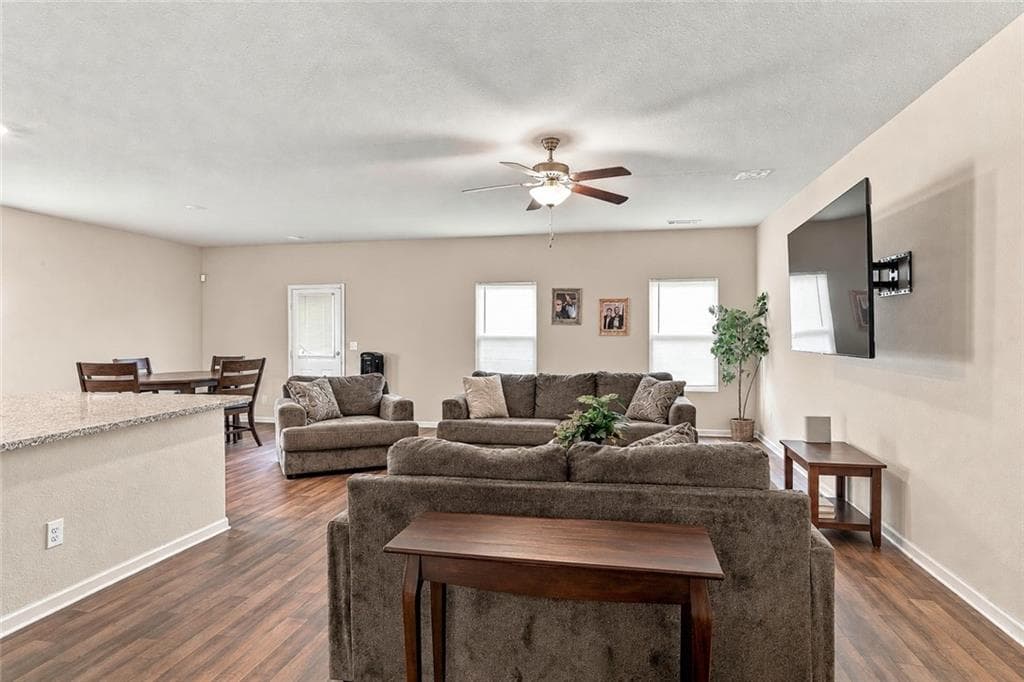 4 bedroom, 3 bathroom, 2,440 sq ft single family residence for sale at 309 Augusta Woods Drive, Villa Rica, GA 30180 — photo 7