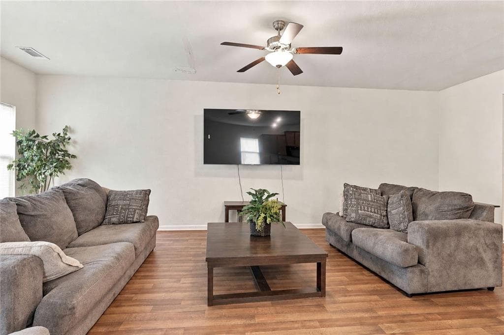 4 bedroom, 3 bathroom, 2,440 sq ft single family residence for sale at 309 Augusta Woods Drive, Villa Rica, GA 30180 — photo 9
