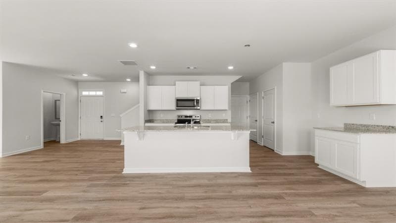 4 bedroom, 3 bathroom, 1,927 sq ft single family residence for sale at 193 Rolling Meadow Trace, Jasper, GA 30143 — photo 6