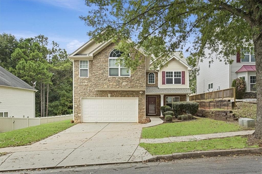 4 bedroom, 3 bathroom, 2,872 sq ft home for sale at 4779 Chafin Point Court, Snellville, GA