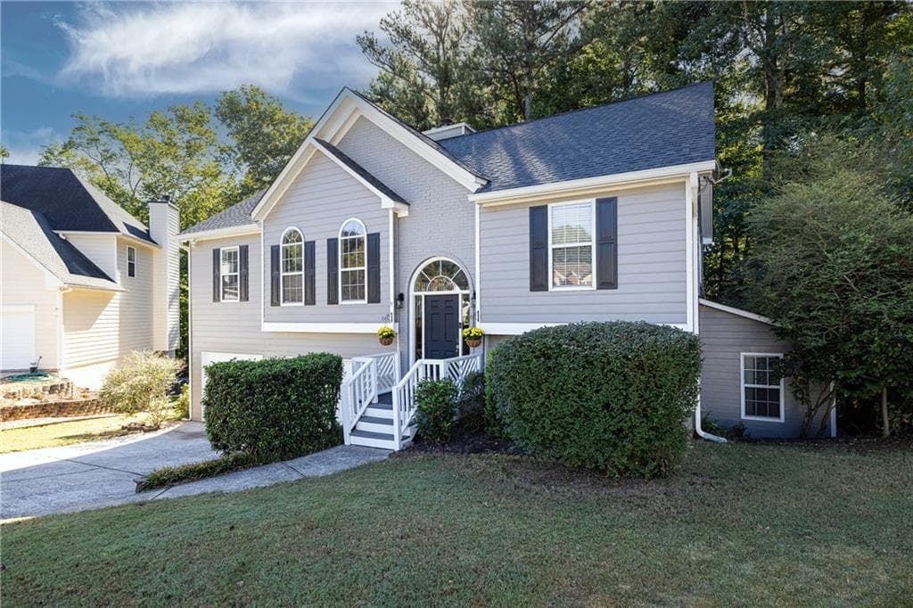4 bedroom, 3 bathroom, 3,037 sq ft single family residence for sale at 3514 McGuire Court, Kennesaw, GA 30144
