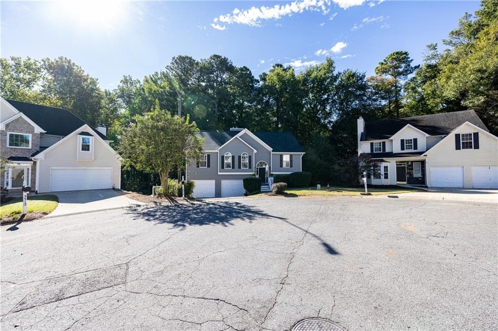4 bedroom, 3 bathroom, 3,037 sq ft single family residence for sale at 3514 McGuire Court, Kennesaw, GA 30144 — photo 5