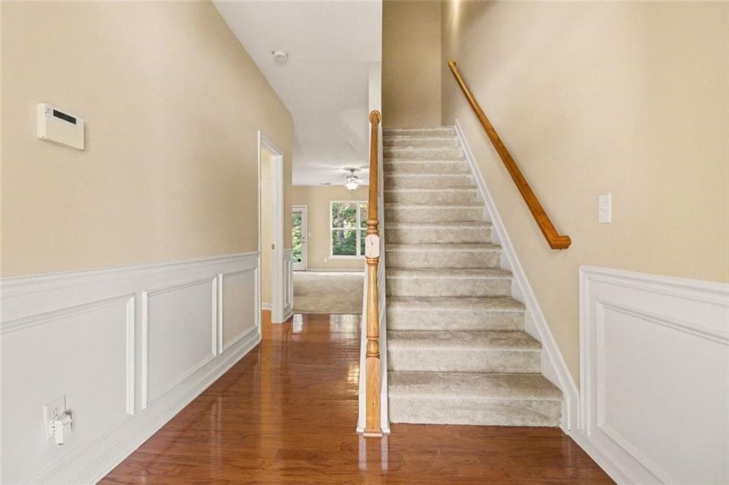3 bedroom, 3 bathroom, 1,864 sq ft townhouse for sale at 240 Parc View Lane, Woodstock, GA 30188 — photo 4