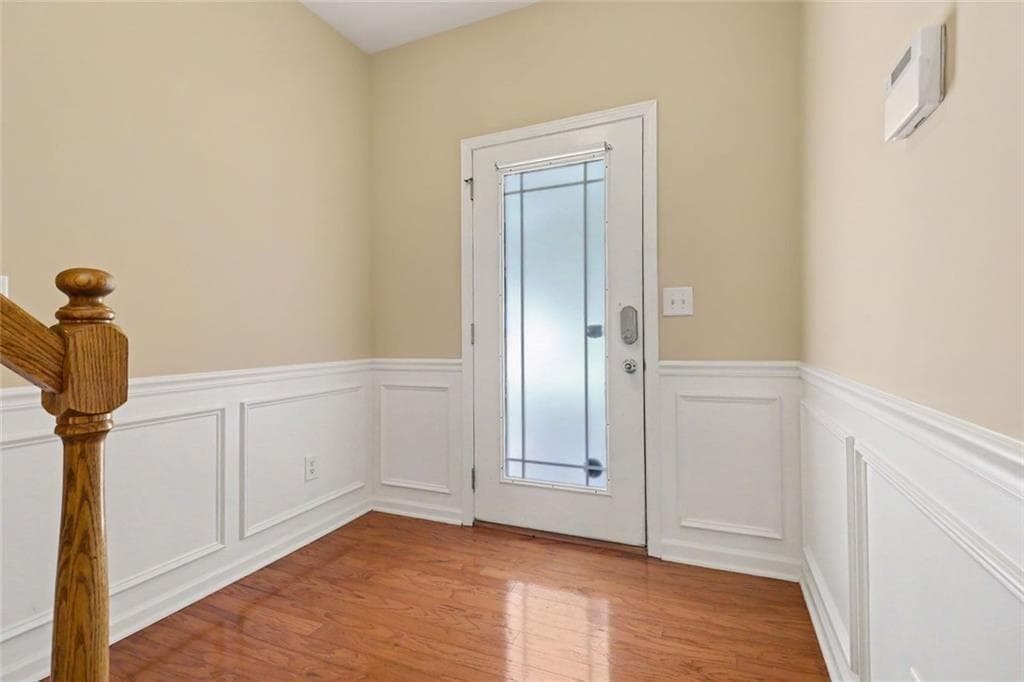 3 bedroom, 3 bathroom, 1,864 sq ft townhouse for sale at 240 Parc View Lane, Woodstock, GA 30188 — photo 5