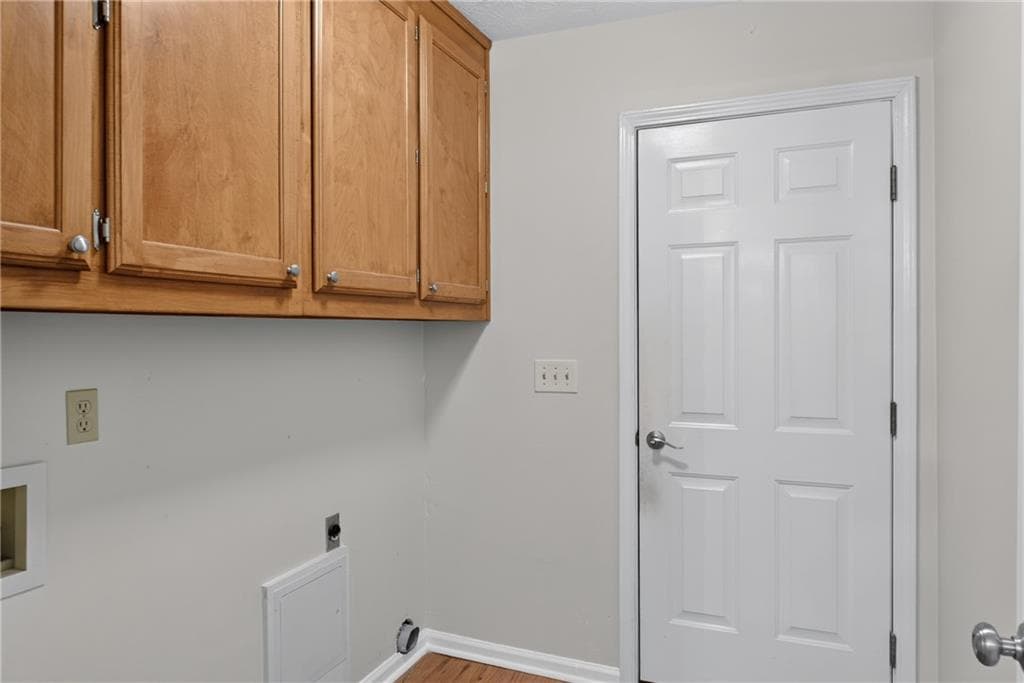 3 bedroom, 2 bathroom, 1,400 sq ft single family residence for sale at 15 Christian Woods Court, Conyers, GA 30013 — photo 6