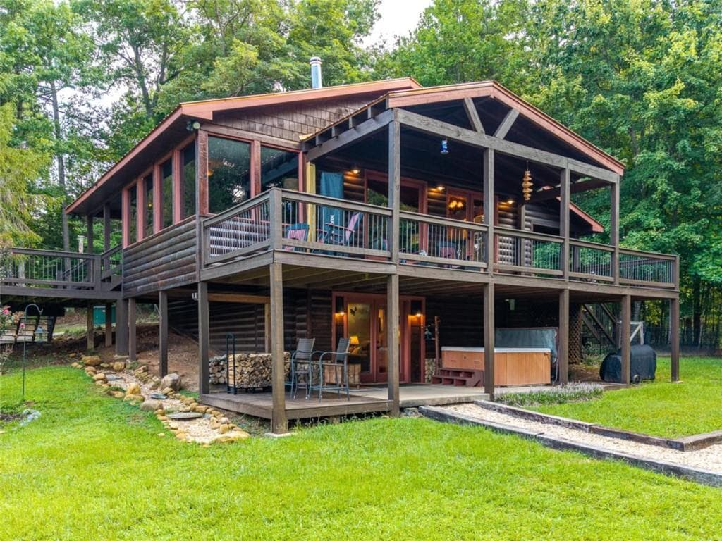 4 bedroom, 2 bathroom, 1,824 sq ft single family residence for sale at 24 Oak Ledge Road, Morganton, GA 30560 — photo 6