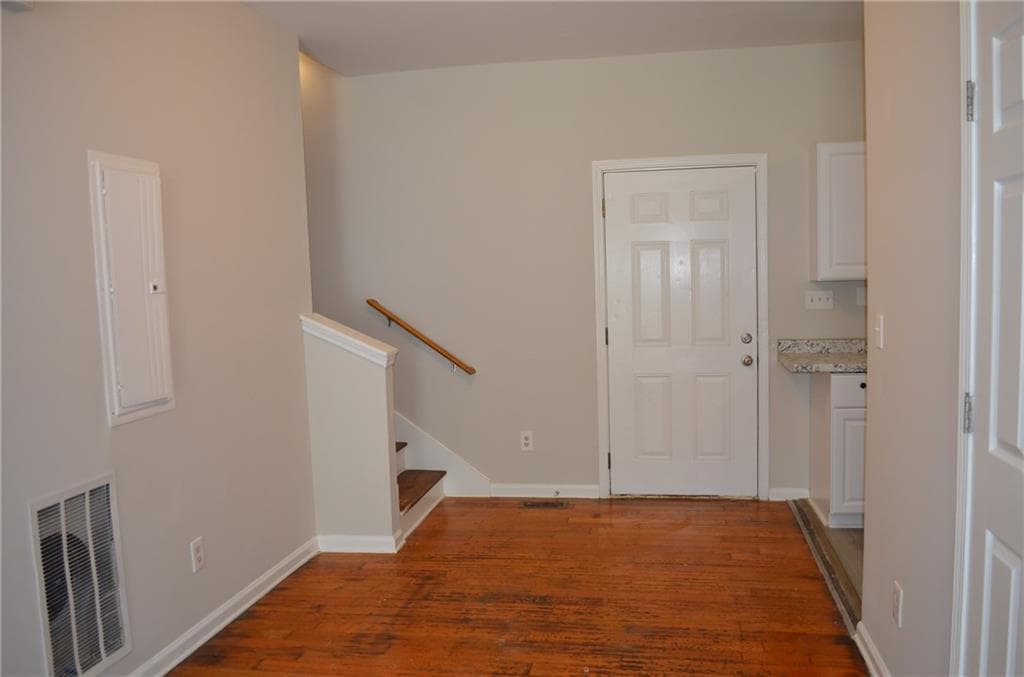 4 bedroom, 3 bathroom, 1,440 sq ft single family residence for rent at 259 Rosser Street, Atlanta, GA 30314 for $1,995 a month — photo 4