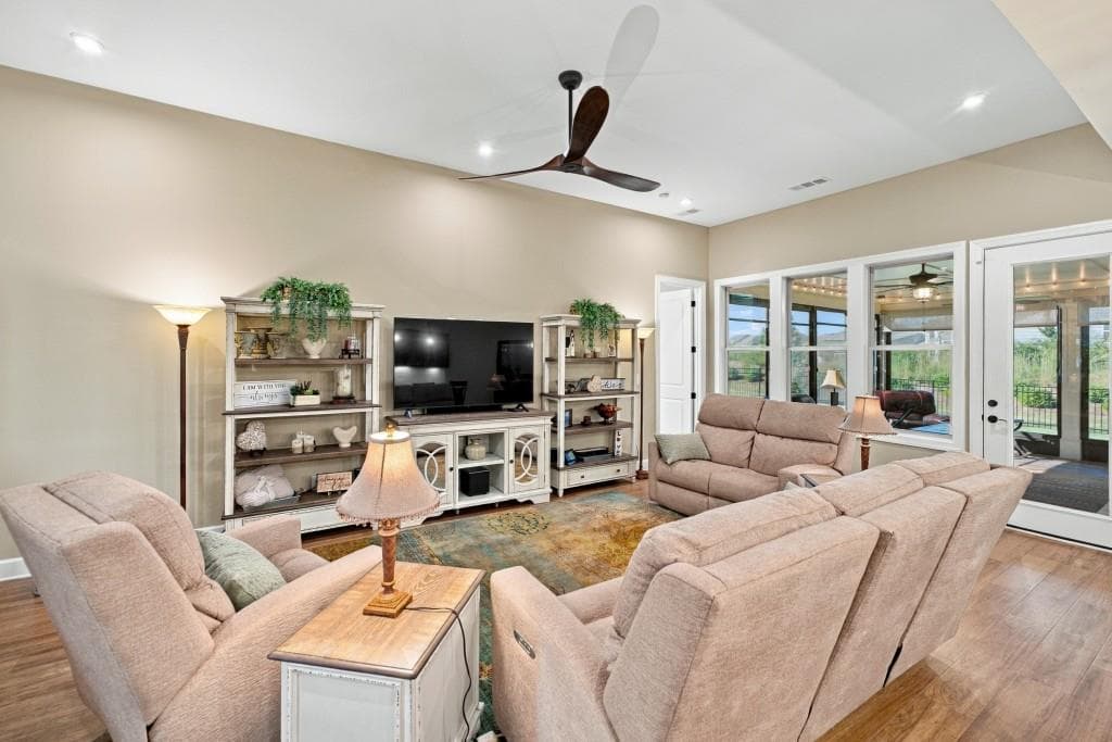 3 bedroom, 2 bathroom, 2,401 sq ft single family residence for sale at 442 Huron Lane, Hoschton, GA 30548 — photo 9