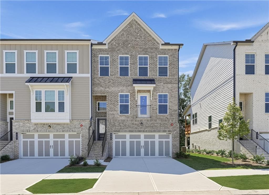3 bedroom, 4 bathroom, 2,457 sq ft townhouse for sale at 444 Brodie Drive 66, Woodstock, GA 30188